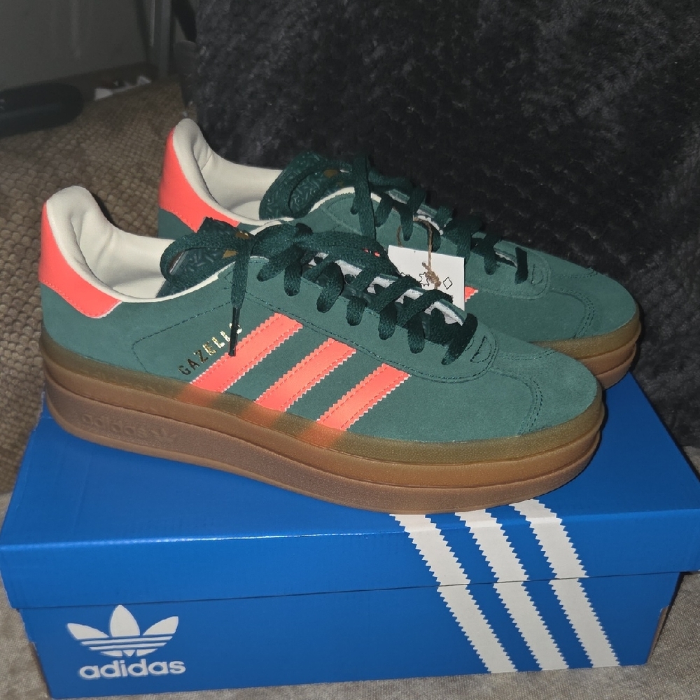 Adidas Gazelle Green with Coral Stripes